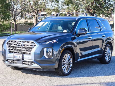 Used 2020 Hyundai Palisade Limited image 3