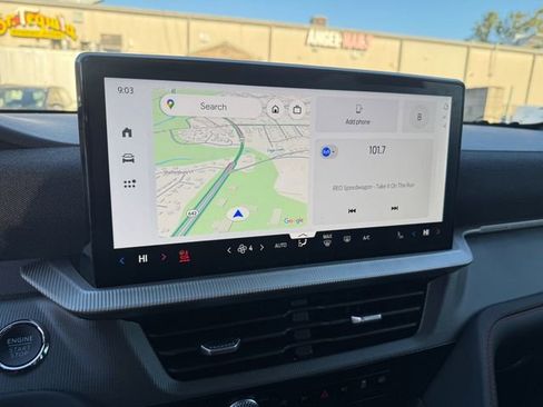 Used 2025 Ford Explorer ST-Line image 18