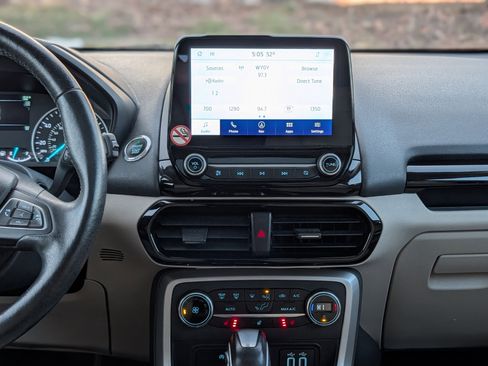 Used 2021 Ford EcoSport Titanium image 15