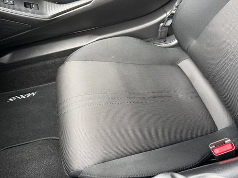 Used 2016 MAZDA MX-5 Miata Sport RWD image 26