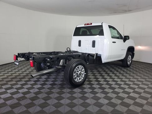 New 2026 Chevrolet Silverado 2500 W/T w/ WT Convenience Package RWD image 4