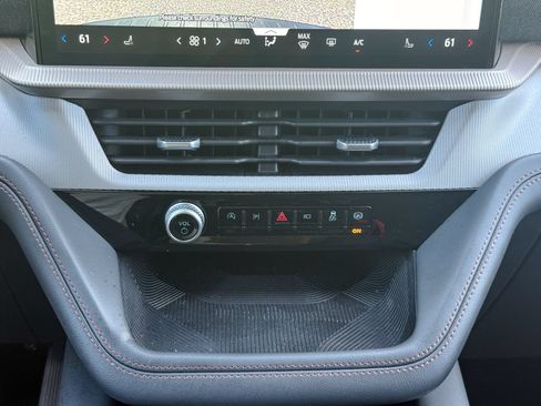 Certified 2025 Ford Explorer Active AWD/4WD image 28