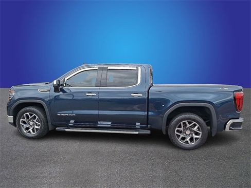 Certified 2023 GMC Sierra 1500 SLT w/ SLT Convenience Package image 7