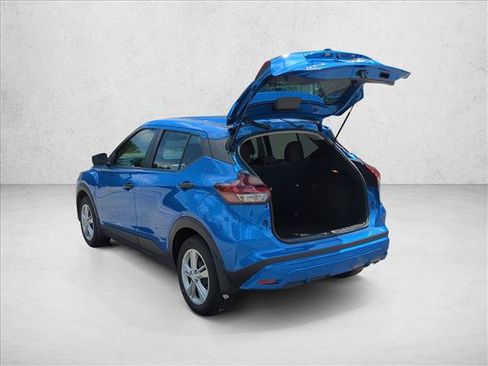 Used 2024 Nissan Kicks S FWD image 10