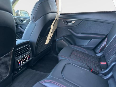 Used 2024 Audi RS Q8 image 15