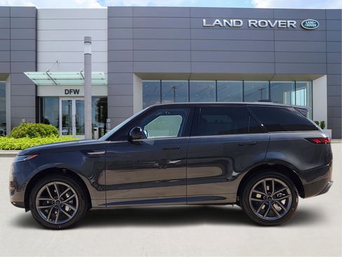 New 2026 Land Rover Range Rover Sport SE image 3