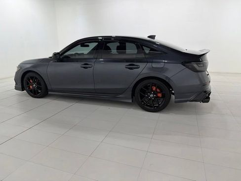 Used 2022 Honda Civic Sport image 2