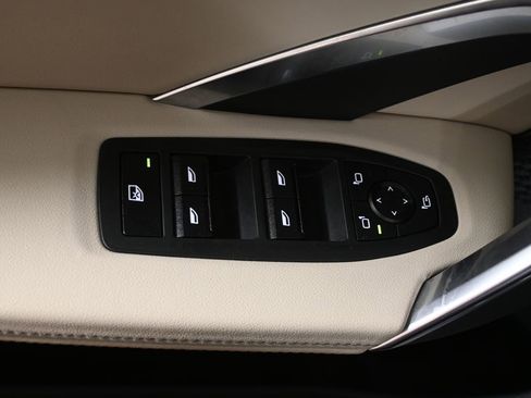 Used 2025 BMW X1 xDrive28i w/ Technology Package image 28