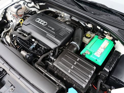 Used 2016 Audi A3 2.0T Premium image 9