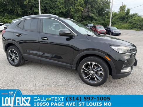 Used 2023 Buick Encore GX Select w/ Safety Package II AWD/4WD image 1