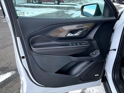 Used 2022 GMC Terrain Denali w/ Denali Premium Package image 23