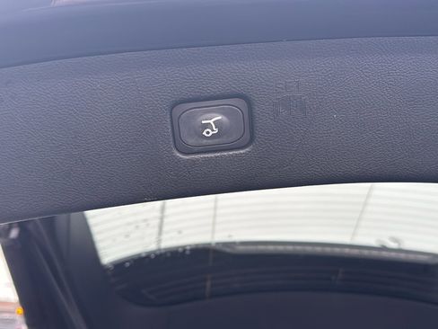 Used 2022 Ford Edge SEL w/ Convenience Package image 27