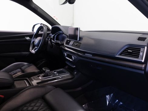 Used 2020 Audi SQ5 Premium Plus w/ Premium Plus Package image 21