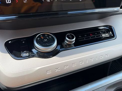 New 2026 Ford Expedition Active AWD/4WD image 26