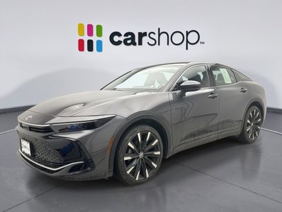 Used 2024 Toyota Crown Platinum