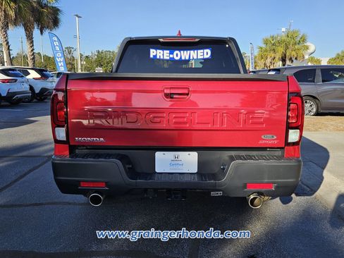 Certified 2025 Honda Ridgeline Sport+ image 4