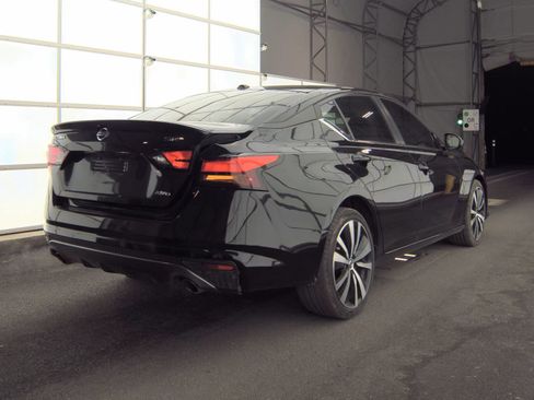 Used 2020 Nissan Altima 2.5 SR image 4