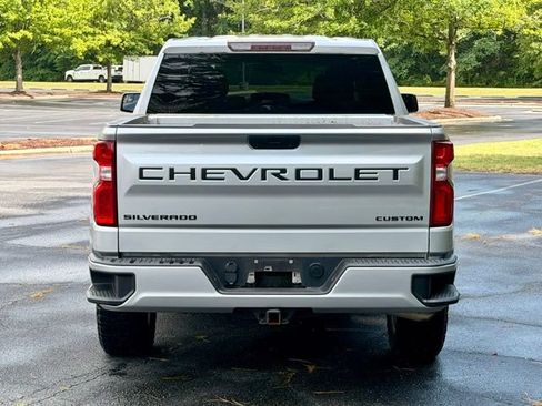 Used 2021 Chevrolet Silverado 1500 Custom w/ LPO, Dark Essentials Package RWD image 6