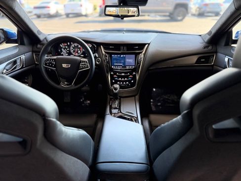 Used 2018 Cadillac CTS V w/ Luxury Package RWD image 62