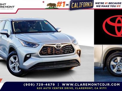 Used 2024 Toyota Highlander LE