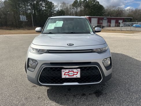 Used 2021 Kia Soul S image 11