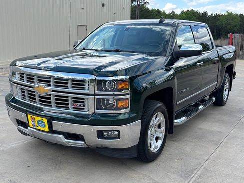 Used 2015 Chevrolet Silverado 1500 LTZ Z71 w/ LTZ Plus Package image 2