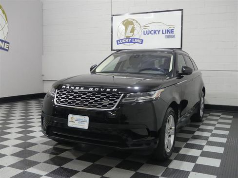 Used 2018 Land Rover Range Rover Velar S image 4
