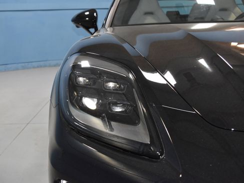 New 2025 Porsche Panamera 4 AWD/4WD image 24