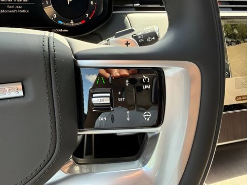 New 2026 Land Rover Range Rover SE AWD/4WD image 19