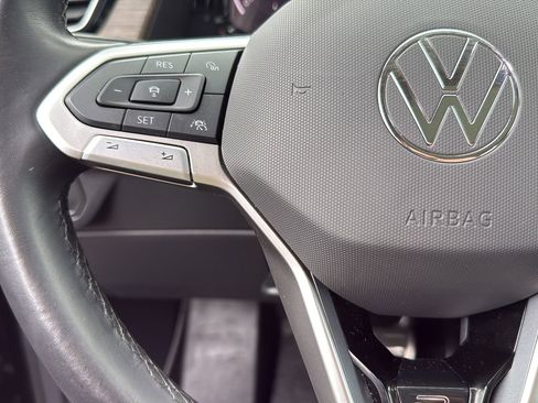 Used 2024 Volkswagen Atlas SEL Premium R-Line AWD/4WD image 16