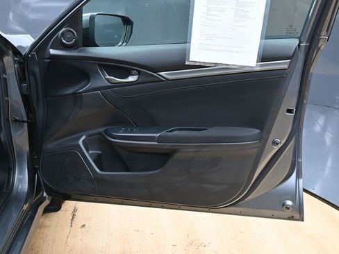 Used 2020 Honda Civic EX image 23