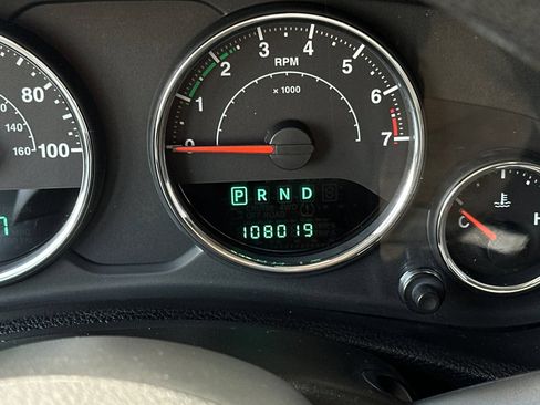 Used 2014 Jeep Wrangler Unlimited Sport AWD/4WD image 26