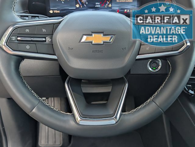 Used 2026 Chevrolet Traverse LT FWD image 6