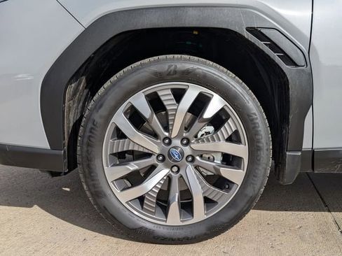 Used 2025 Subaru Forester Touring w/ Protection Package image 9