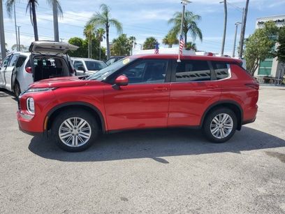 Used 2023 Mitsubishi Outlander ES