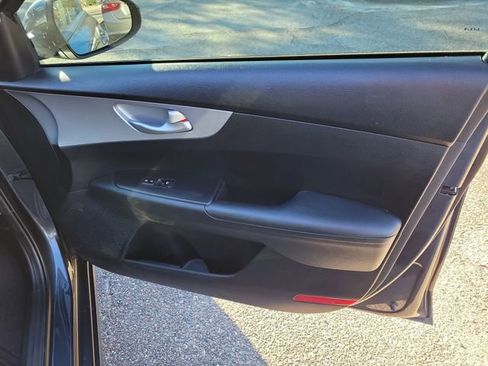 Used 2024 Kia Forte LX image 33