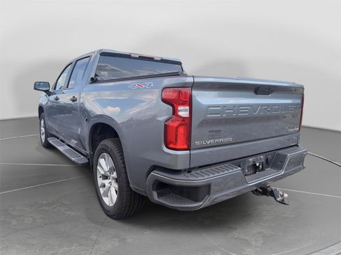 Used 2021 Chevrolet Silverado 1500 Custom AWD/4WD image 2