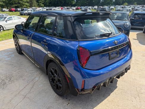 New 2026 MINI Cooper S FWD image 4