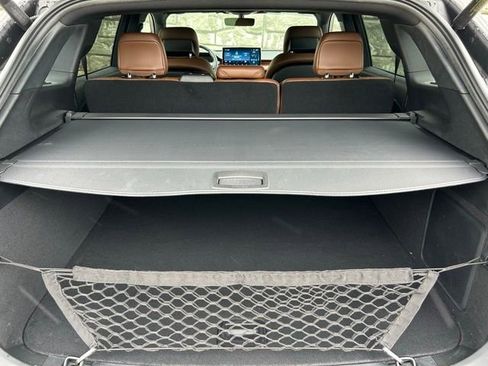 Used 2023 Lincoln Nautilus Reserve w/ Equipment Group 202A AWD/4WD image 11