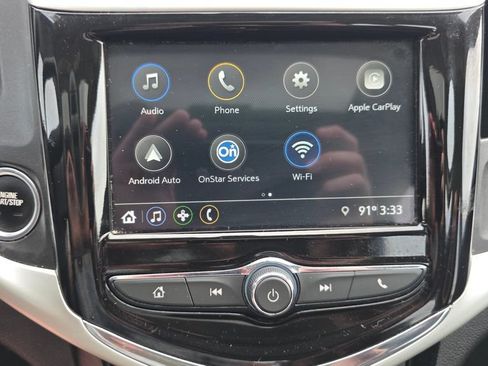 Used 2018 Chevrolet Sonic Premier FWD image 18