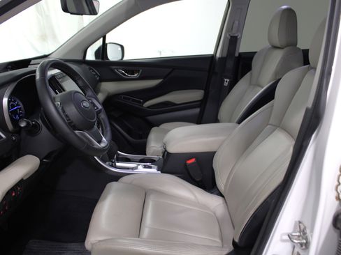 Used 2019 Subaru Ascent Limited w/ Popular Package #2A AWD/4WD image 3