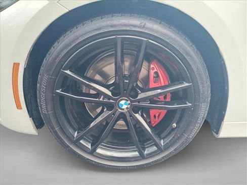 Used 2022 BMW M440i Convertible w/ Premium Package image 11
