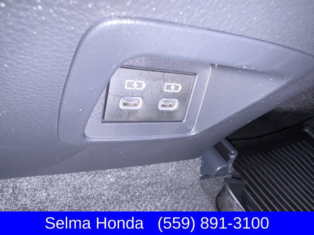Used 2024 Toyota Corolla Cross XLE w/ Convenience Package FWD image 8