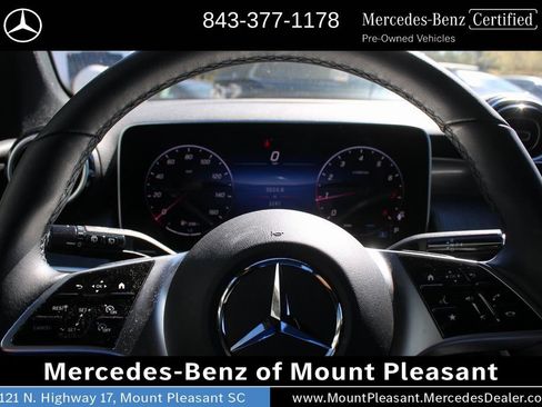Used 2025 Mercedes-Benz GLC 300 image 28