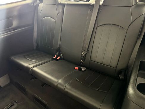 Used 2017 Buick Enclave Leather image 38