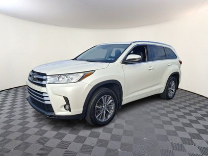 Used 2017 Toyota Highlander XLE