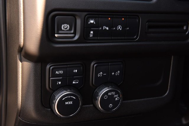 Used 2023 Chevrolet Tahoe RST AWD/4WD image 10