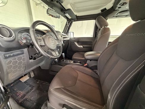 Used 2013 Jeep Wrangler Rubicon w/ PWR Convenience Group AWD/4WD image 14