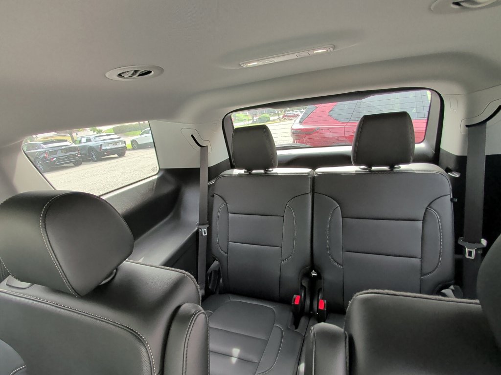 Used 2020 GMC Acadia SLT AWD/4WD image 13