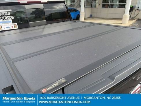 Used 2022 GMC Sierra 1500 SLT w/ SLT Premium Plus Package AWD/4WD image 35
